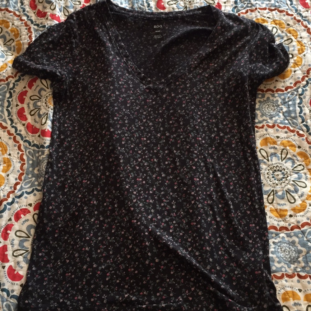 BDG Urban Outfitters Black Floral T-Shirt medium